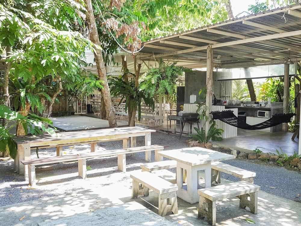 Glur Hostel Ao Nang Eksteriør billede